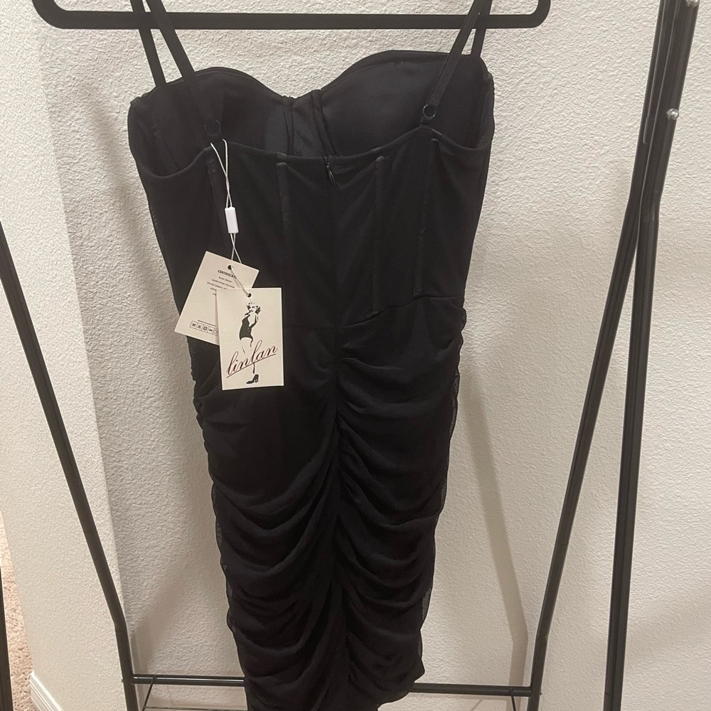 Black Ruched Bodycon Dress - Picture 4 of 6